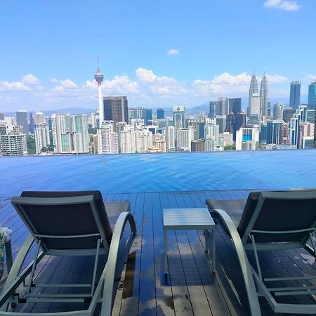 Lucentia Residence Has An Amazing Pool Kuala Lumpur Exterior photo