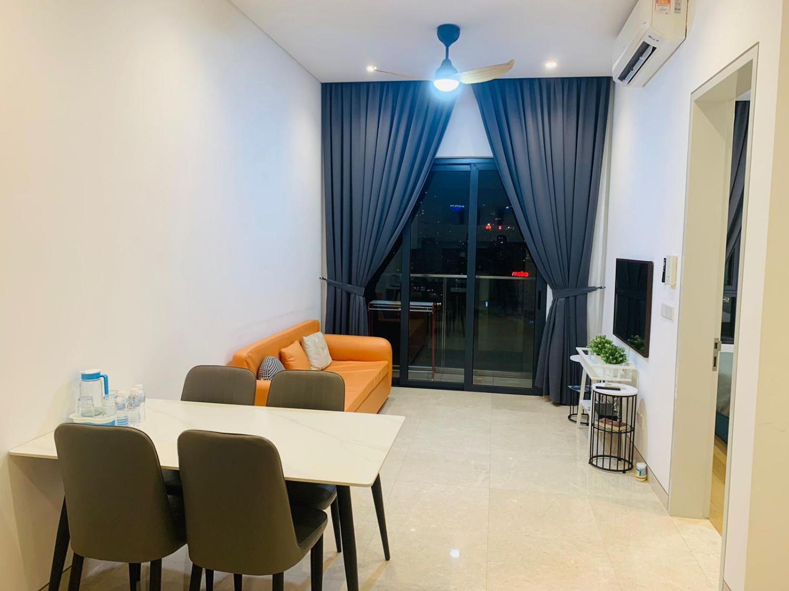 Lucentia Residence Has An Amazing Pool Kuala Lumpur Exterior photo