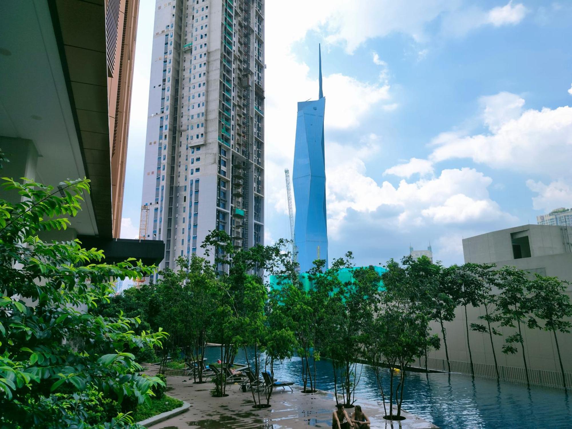 Lucentia Residence Has An Amazing Pool Kuala Lumpur Exterior photo